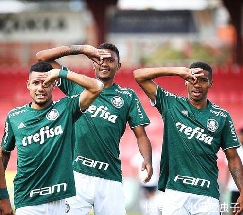 府授予额外 府授予额外